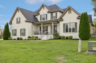 1404 Stewart Creek Rd, Murfreesboro, TN 37129