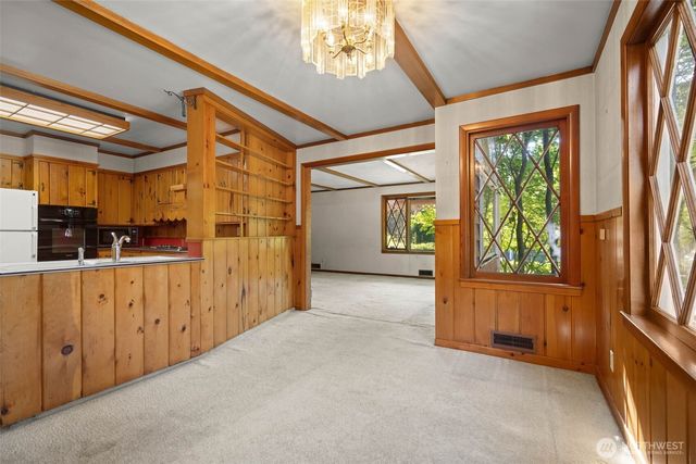 416 Columbia Avenue, Fircrest, WA 98466