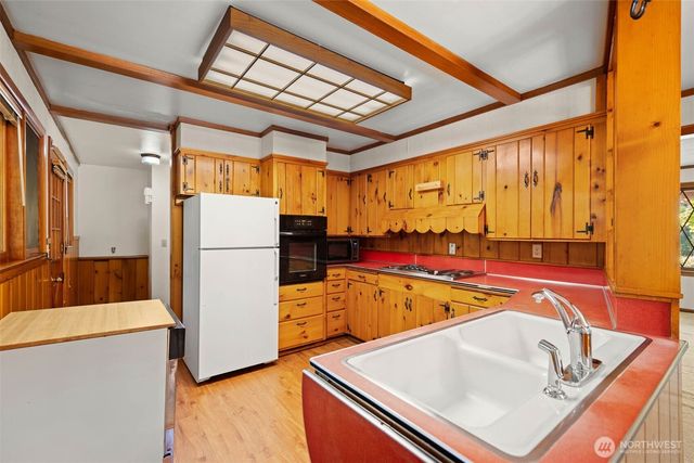 416 Columbia Avenue, Fircrest, WA 98466
