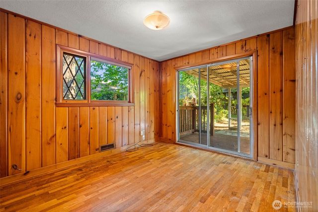 416 Columbia Avenue, Fircrest, WA 98466