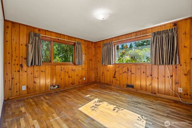 416 Columbia Avenue, Fircrest, WA 98466