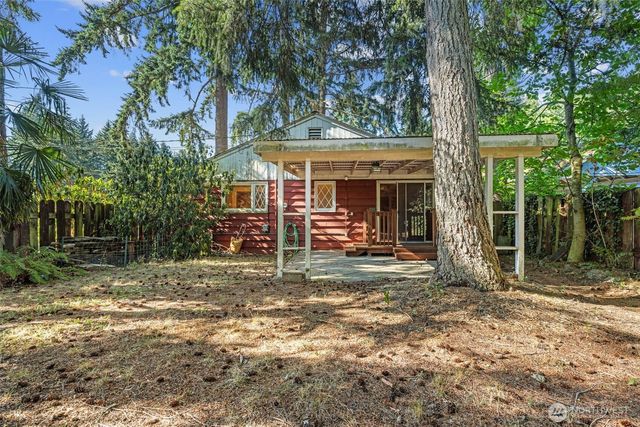 416 Columbia Avenue, Fircrest, WA 98466