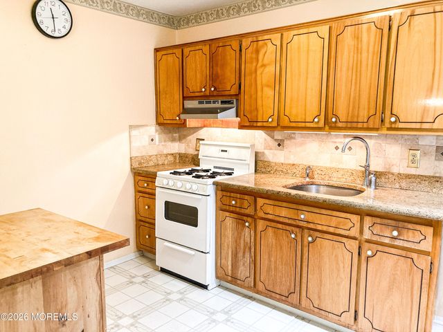 18 C Blue Jay Street, Manchester, NJ 08759