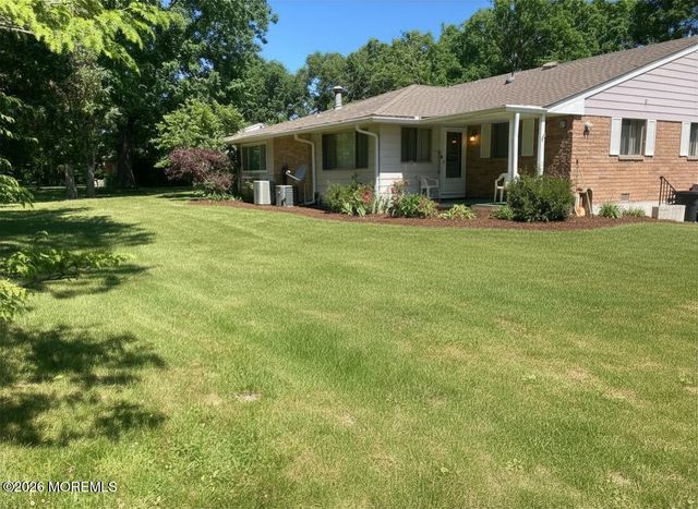 18 C Blue Jay Street, Manchester, NJ 08759