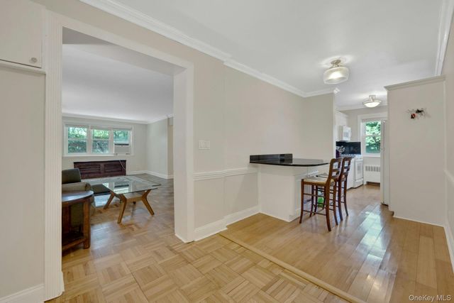 450 Pelham Road 3G, New Rochelle, NY 10805