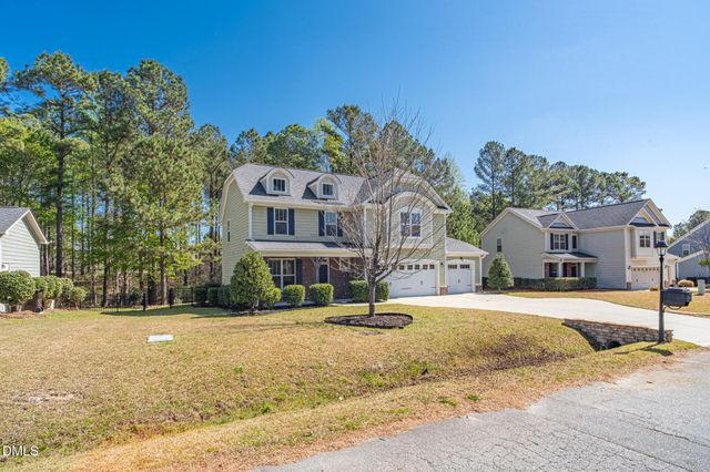 403 Rolling Pines Drive, Spring Lake, NC 28390