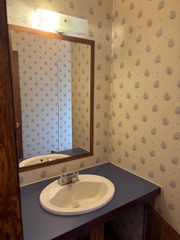 2500 Dorough Rd, Karnack, TX 75661