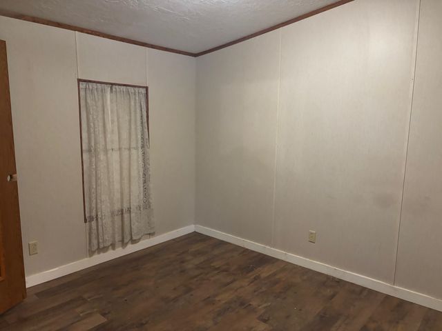 2500 Dorough Rd, Karnack, TX 75661