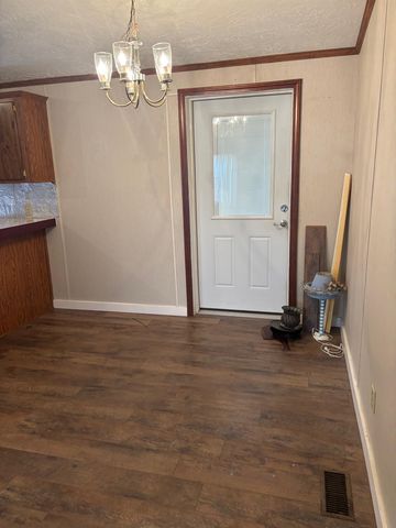 2500 Dorough Rd, Karnack, TX 75661