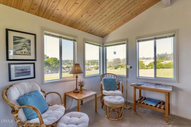 45603 South Caspar Drive, Mendocino, CA 95460