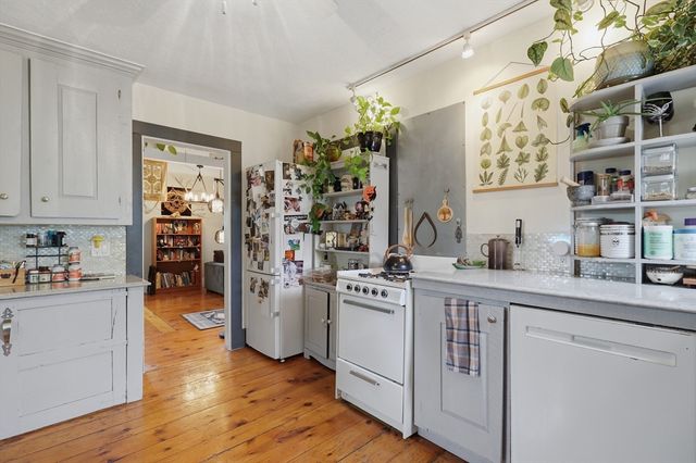 16 Evans Road 2, Marblehead, MA 01945