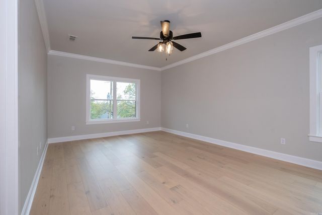 6615 Kenwood Drive, Cammack Village, AR 72207