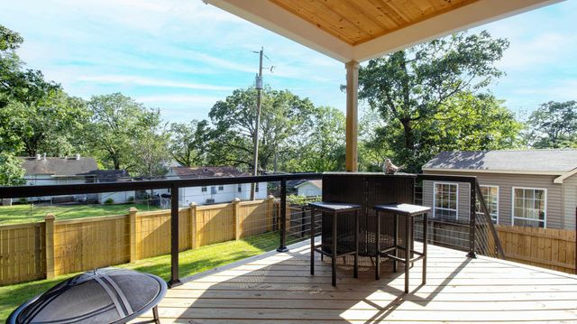 6615 Kenwood Drive, Cammack Village, AR 72207