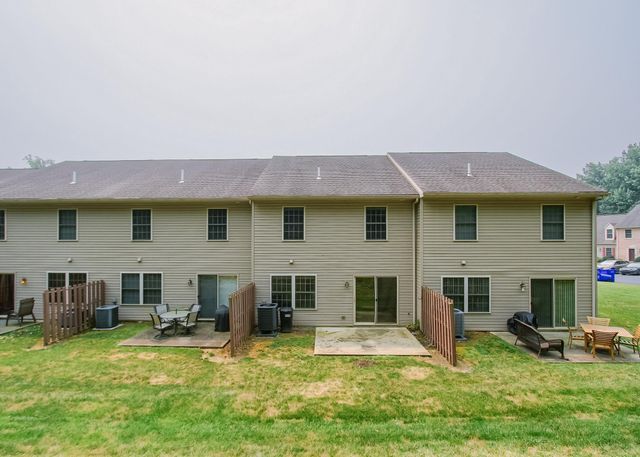 630 GLENBROOK DR, Harrisburg, PA 17110