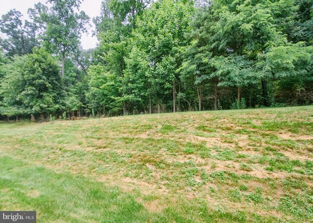 630 GLENBROOK DR, Harrisburg, PA 17110