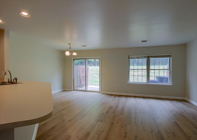 630 GLENBROOK DR, Harrisburg, PA 17110