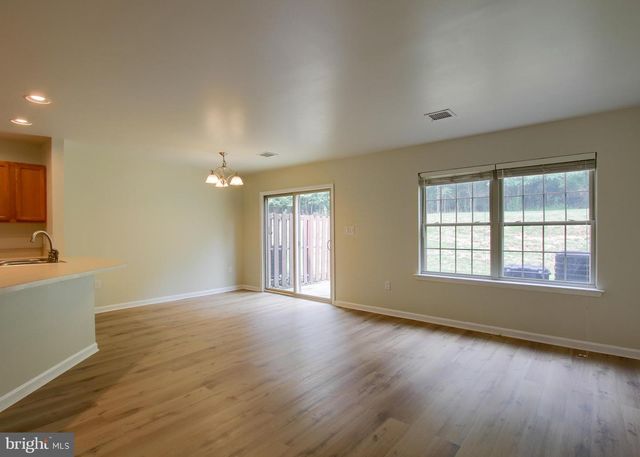 630 GLENBROOK DR, Harrisburg, PA 17110