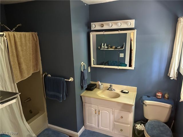 15292 Friendsville Road, Burbank, OH 44214