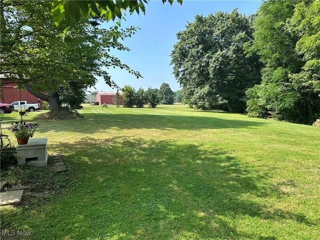 15292 Friendsville Road, Burbank, OH 44214