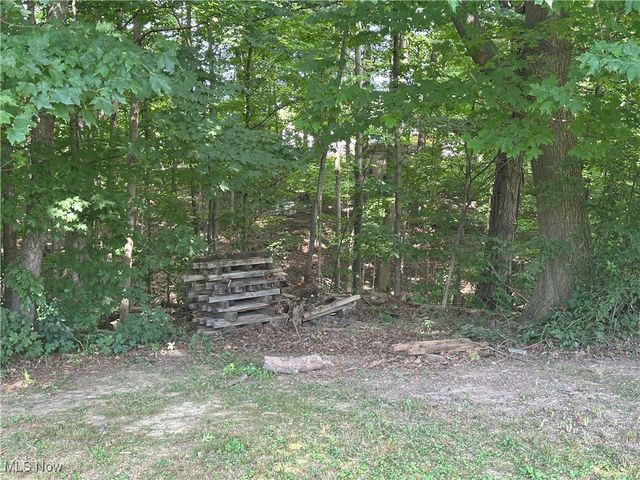 15292 Friendsville Road, Burbank, OH 44214