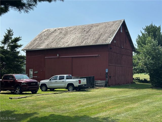 15292 Friendsville Road, Burbank, OH 44214