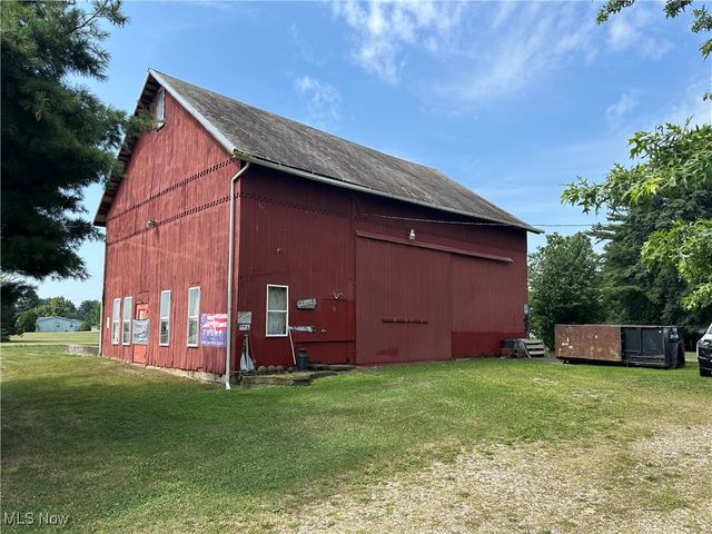 15292 Friendsville Road, Burbank, OH 44214