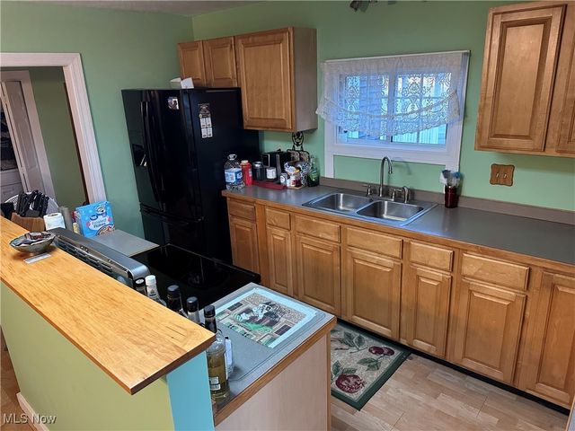 15292 Friendsville Road, Burbank, OH 44214