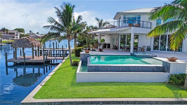 2801 SW 39th TER, Cape Coral, FL 33914