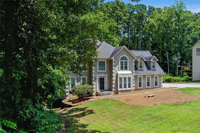 6028 Wyndham Woods Drive, Powder Springs, GA 30127