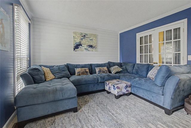 6028 Wyndham Woods Drive, Powder Springs, GA 30127