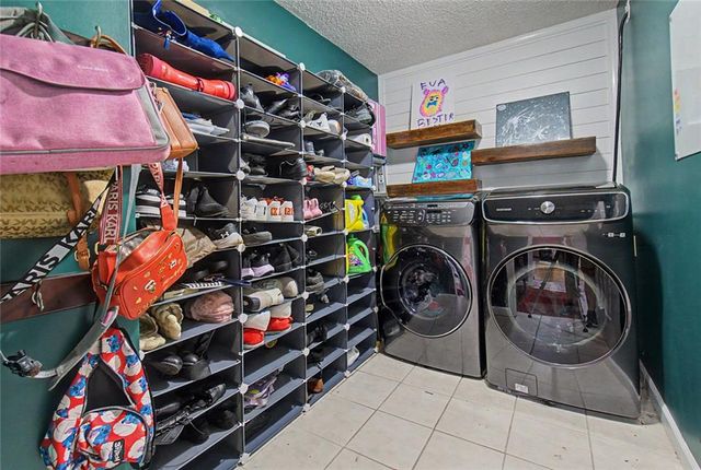 6028 Wyndham Woods Drive, Powder Springs, GA 30127