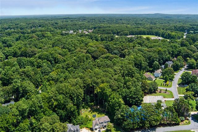 6028 Wyndham Woods Drive, Powder Springs, GA 30127