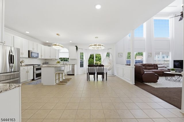 918 Timberline Dr, Jefferson Twp., NJ 07849