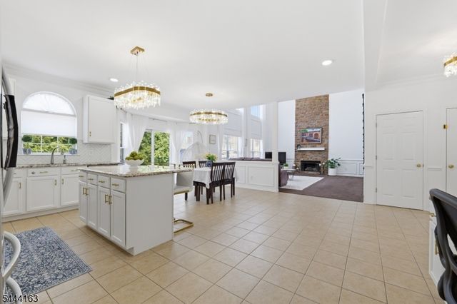 918 Timberline Dr, Jefferson Twp., NJ 07849