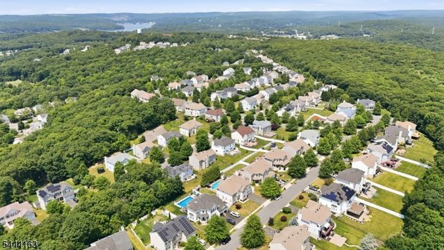 918 Timberline Dr, Jefferson Twp., NJ 07849