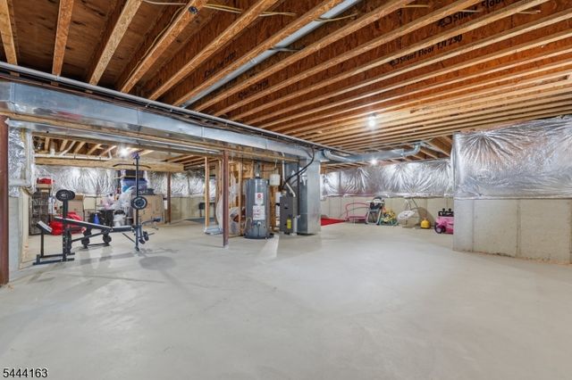 918 Timberline Dr, Jefferson Twp., NJ 07849