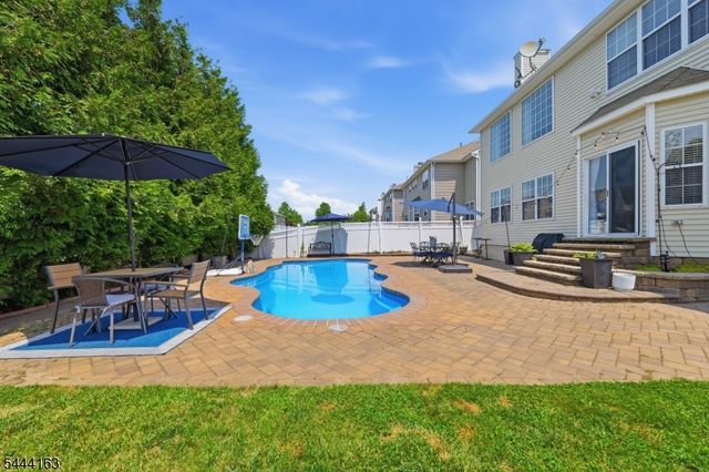 918 Timberline Dr, Jefferson Twp., NJ 07849