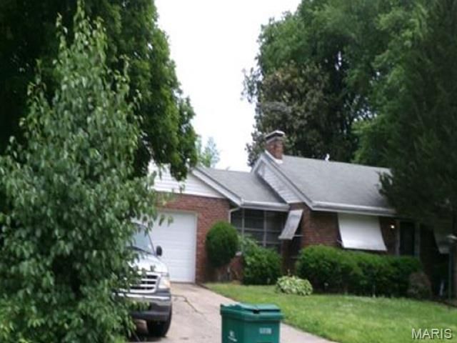 1102 N 86th Street, East St Louis, IL 62203