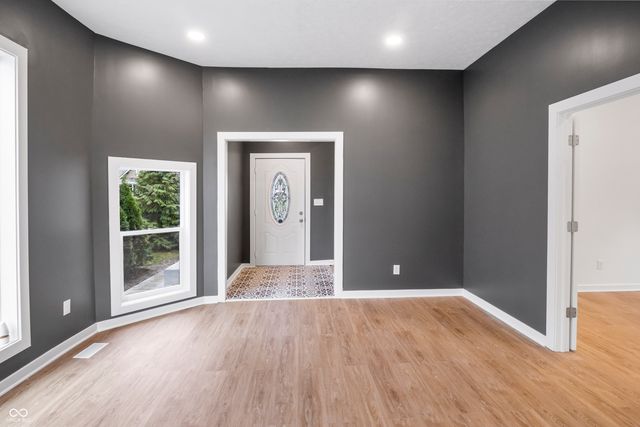 555 N Hamilton Avenue, Indianapolis, IN 46201