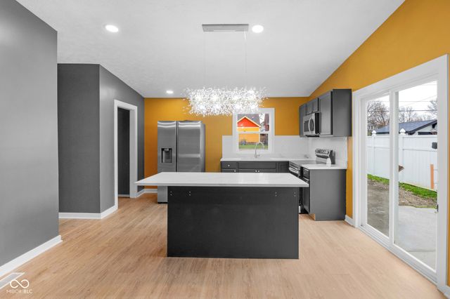 555 N Hamilton Avenue, Indianapolis, IN 46201