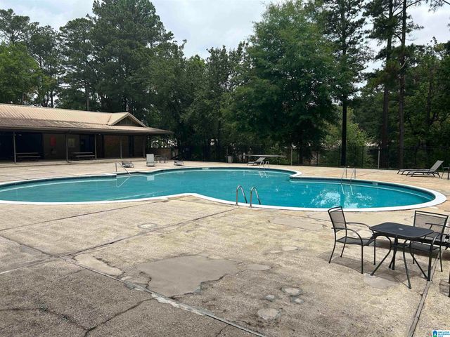 3101 Lorna Rd Apt 422, Hoover, AL 35216