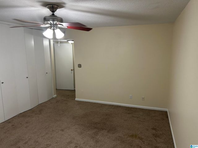 3101 Lorna Rd Apt 422, Hoover, AL 35216