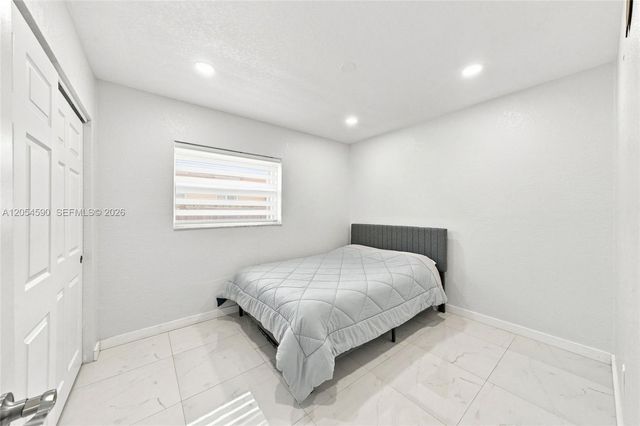 5632 SW 36th Ct, West Park, FL 33023