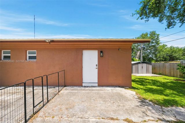 5632 SW 36th Ct, West Park, FL 33023