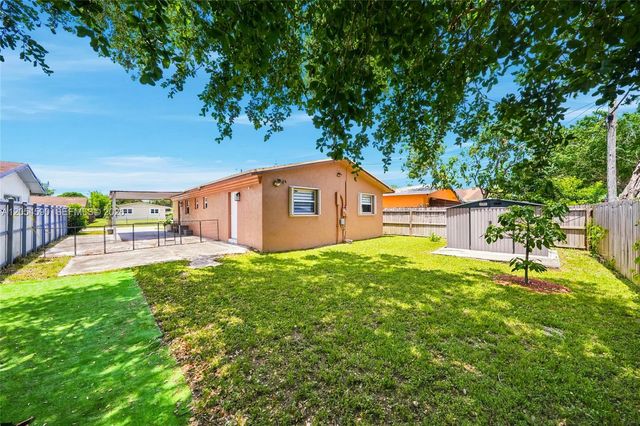 5632 SW 36th Ct, West Park, FL 33023