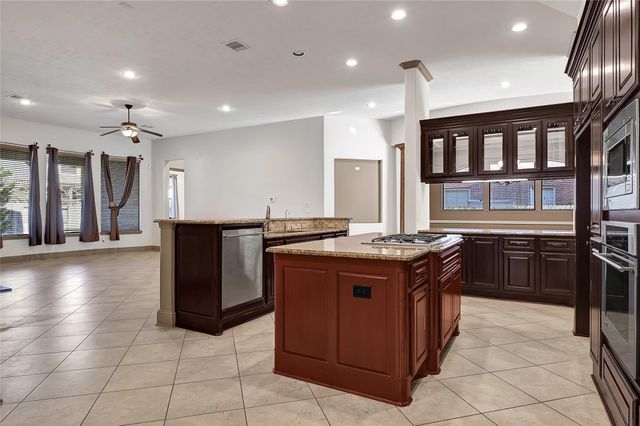 6223 Duke Trail Lane, Sugar Land, TX 77479