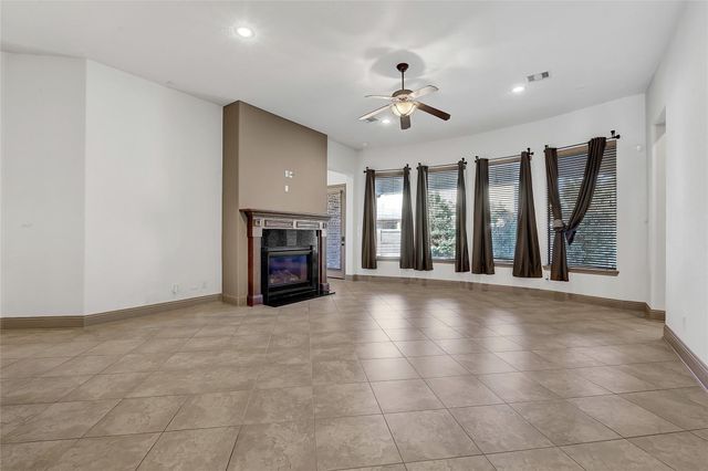 6223 Duke Trail Lane, Sugar Land, TX 77479