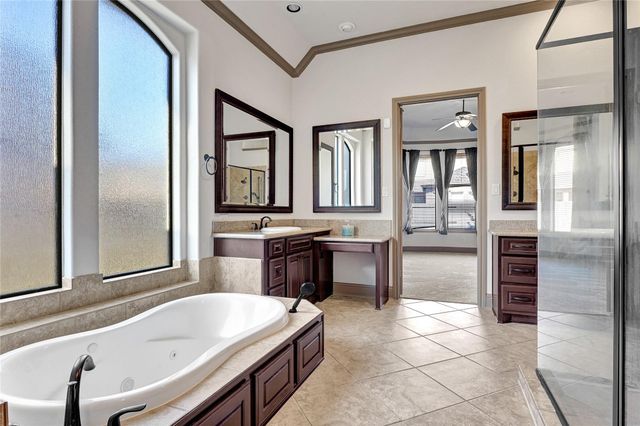 6223 Duke Trail Lane, Sugar Land, TX 77479