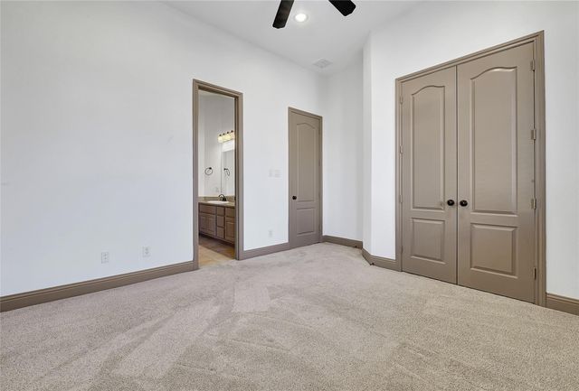 6223 Duke Trail Lane, Sugar Land, TX 77479