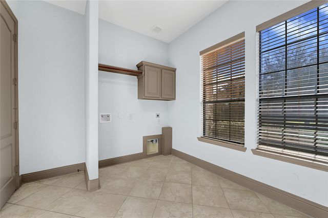 6223 Duke Trail Lane, Sugar Land, TX 77479